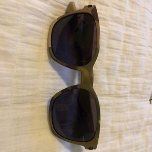 Camo Oakley Garage Rocks